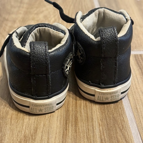 Converse Leather High Tops Toddler Size 4c - Picture 5 of 5